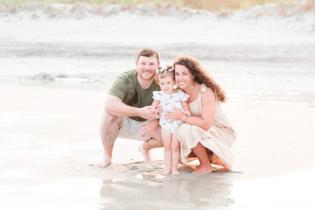 Family photos on the beach - Myrtle Beach Photo Tips and Tricks