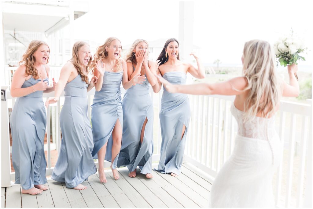 Weddings at Ocean Isles Beach - Girls getting ready - Hannah Ruth Photography - First look with bridesmaids 