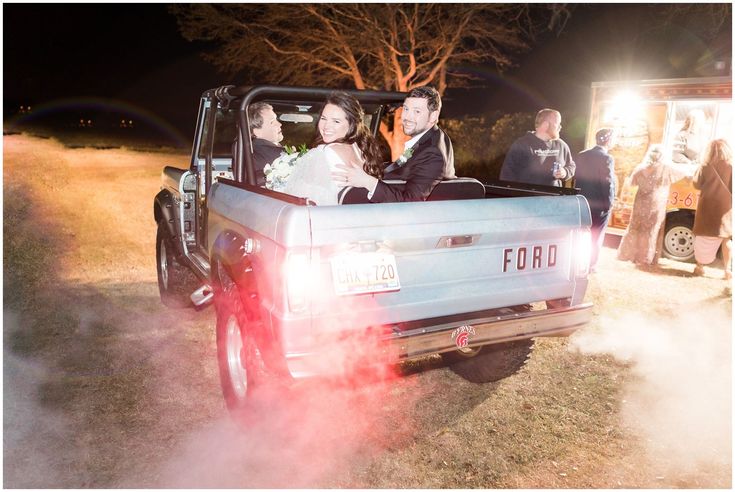 Wedding Day Exits Ideas with a FORD bronco. 