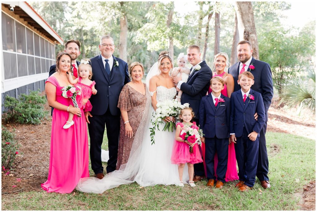 wedding florals and details, family photos